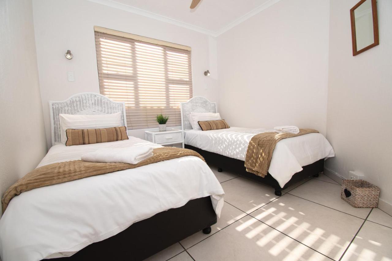 7 The Shades Umhlanga Rocks Lejlighed Durban Eksteriør billede