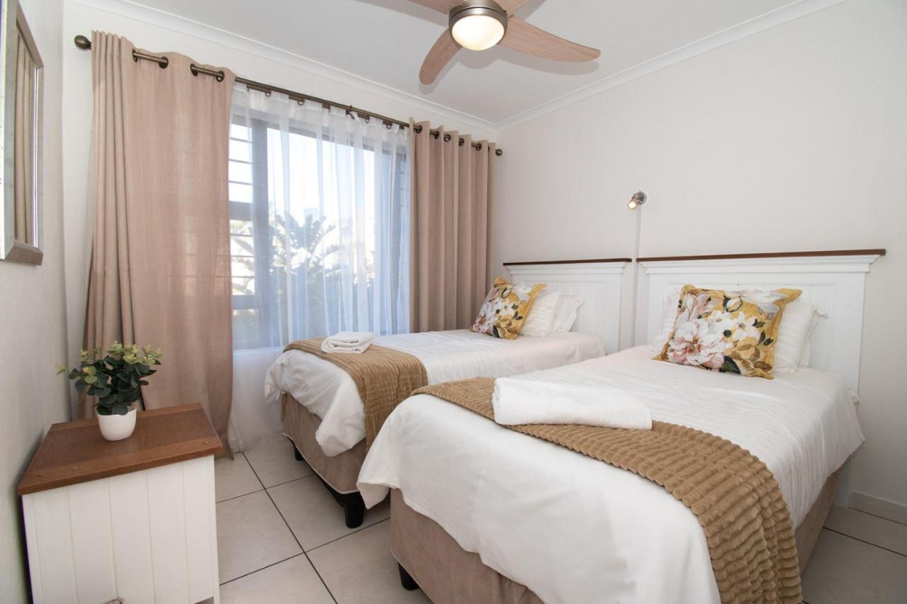 7 The Shades Umhlanga Rocks Lejlighed Durban Eksteriør billede